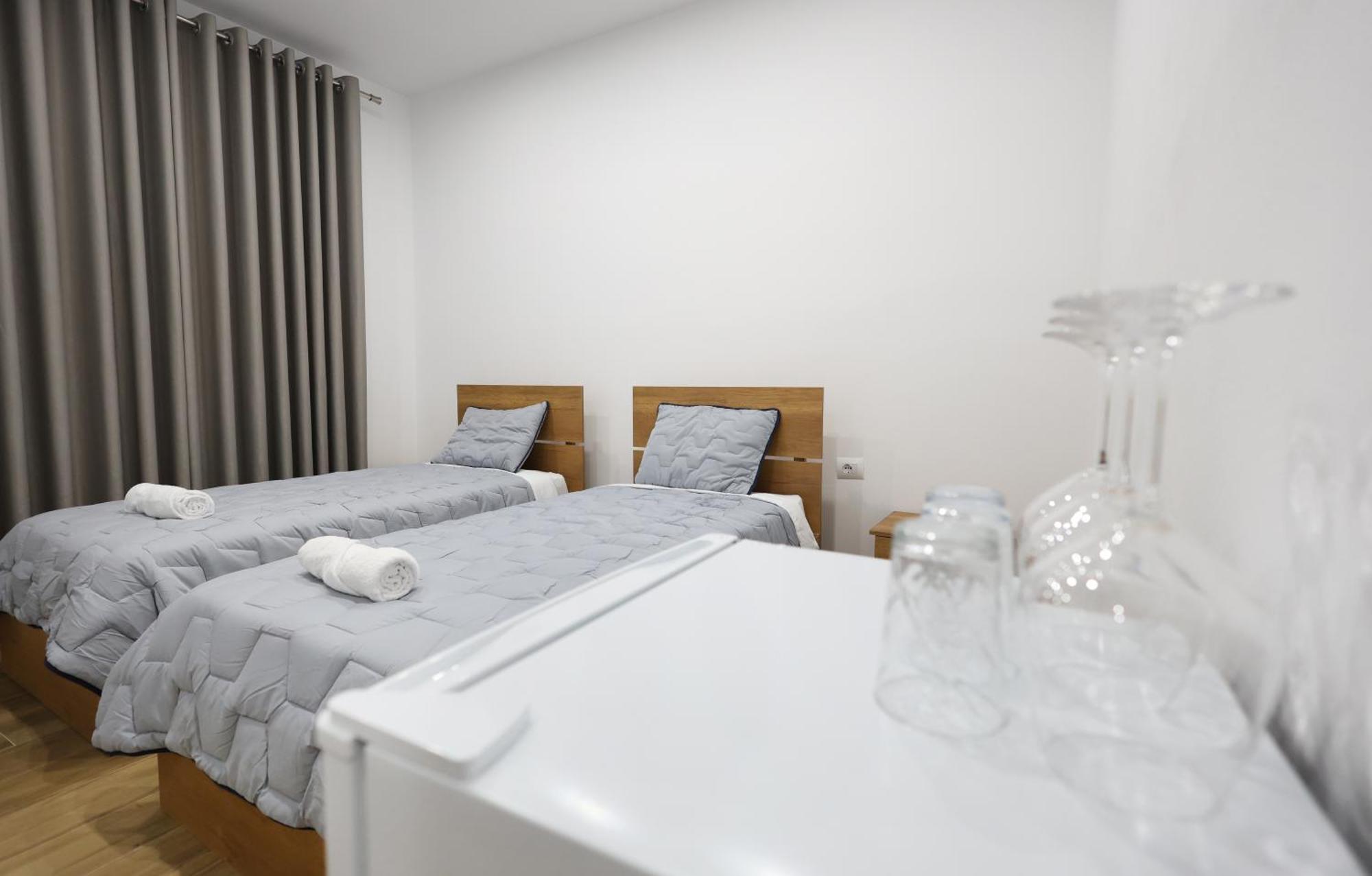 Guesthouse Aurel ベラト エクステリア 写真